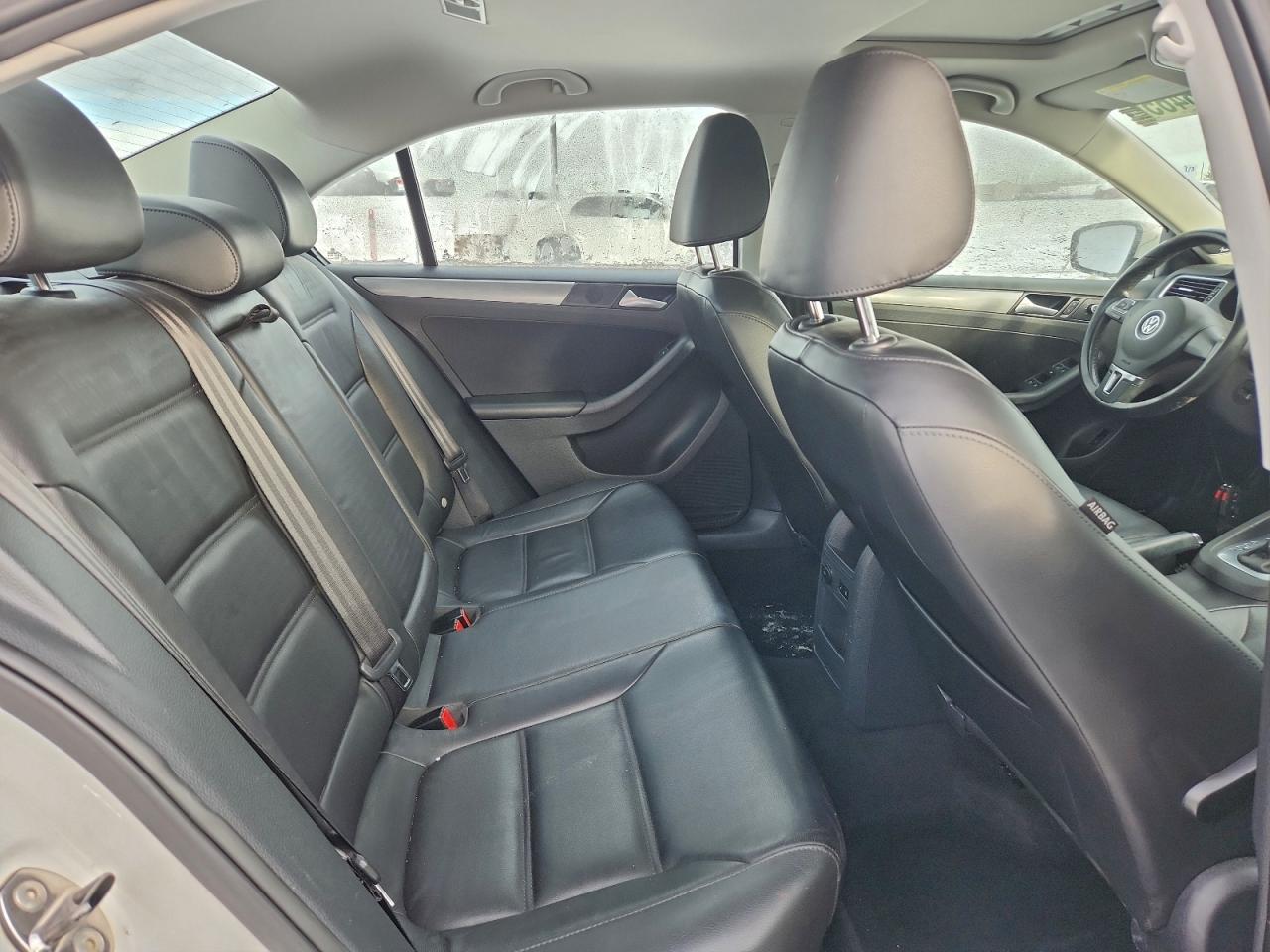 2014 Volkswagen Jetta Sel VIN: 3VWL07AJ9EM353111 Lot: 93985465