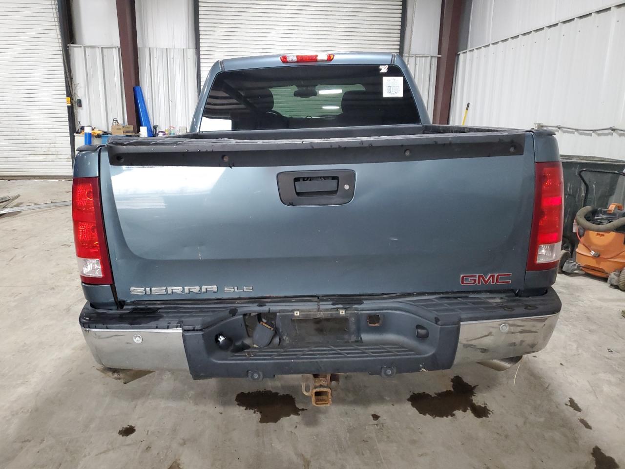 2008 GMC Sierra K1500 VIN: 2GTEK13M681141479 Lot: 92943485