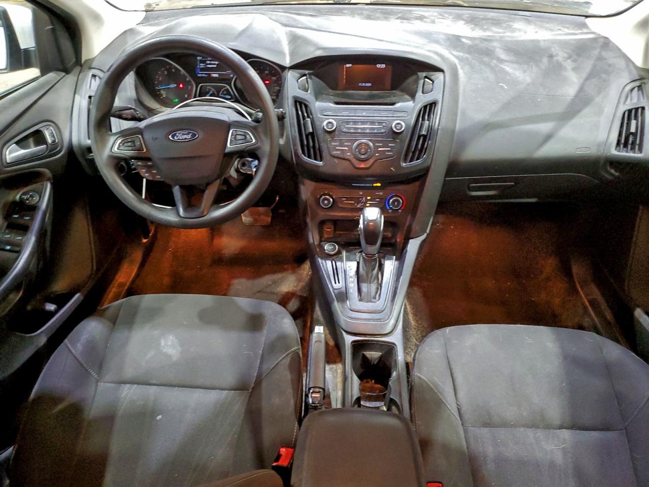 2015 Ford Focus Se VIN: 1FADP3K27FL301293 Lot: 94454445