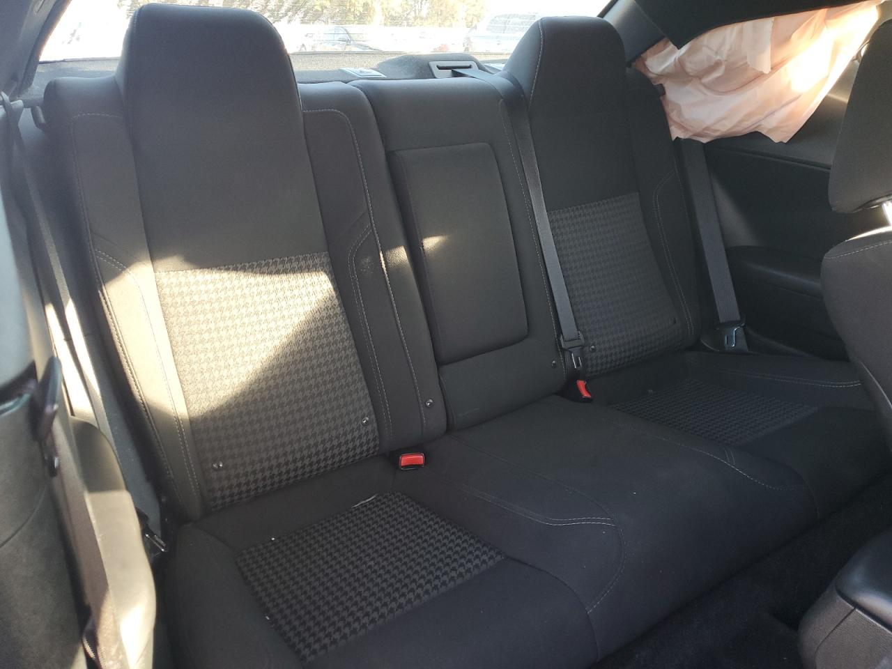 2018 Dodge Challenger Sxt VIN: 2C3CDZAG4JH287507 Lot: 91992425