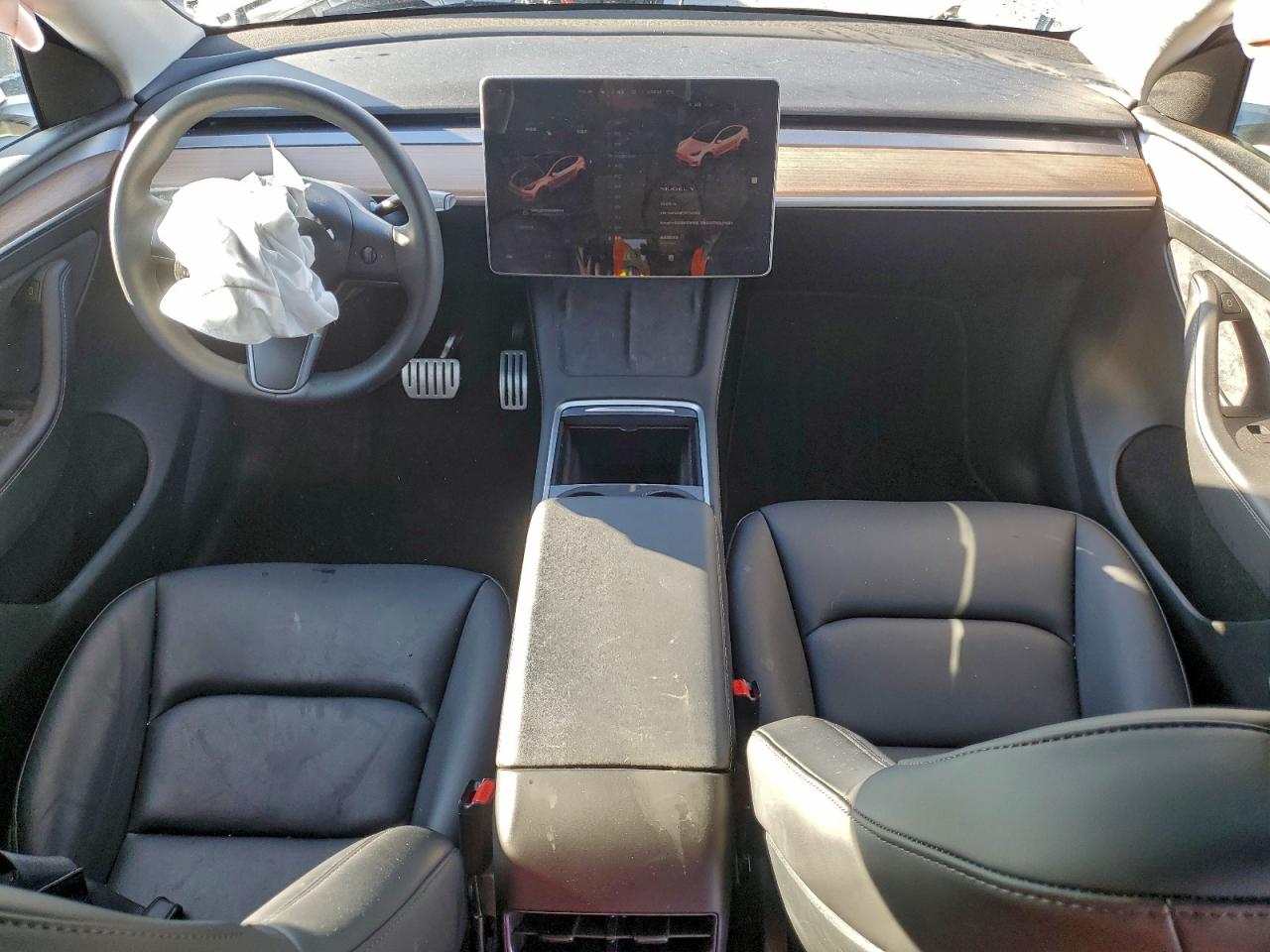 2023 Tesla Model Y VIN: 7SAYGDEF7PF743806 Lot: 94172305