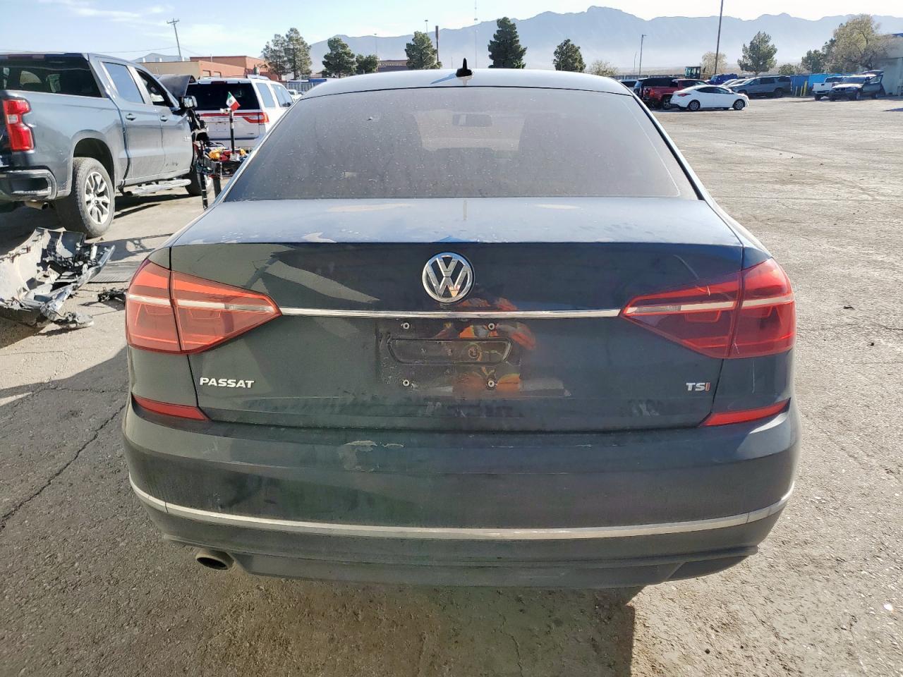 2017 Volkswagen Passat R-Line VIN: 1VWDT7A36HC067221 Lot: 92859095