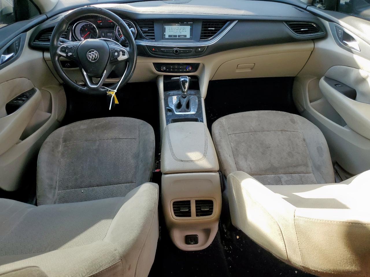 2018 Buick Regal Preferred VIN: W04GL6SX7J1096332 Lot: 92623995