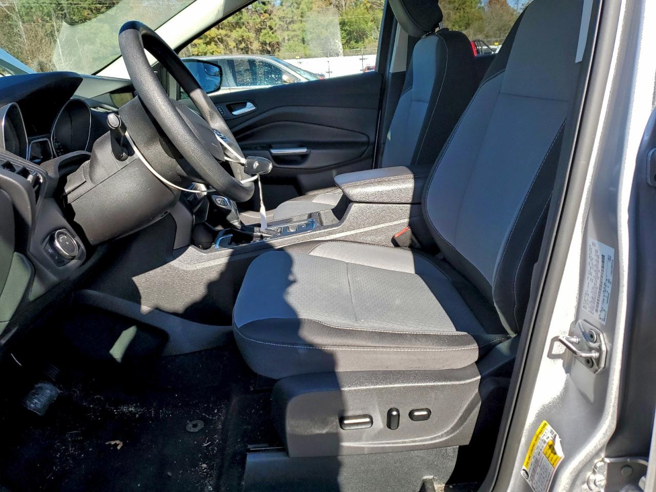 2019 Ford Escape Se VIN: 1FMCU0GD5KUA91302 Lot: 93686635