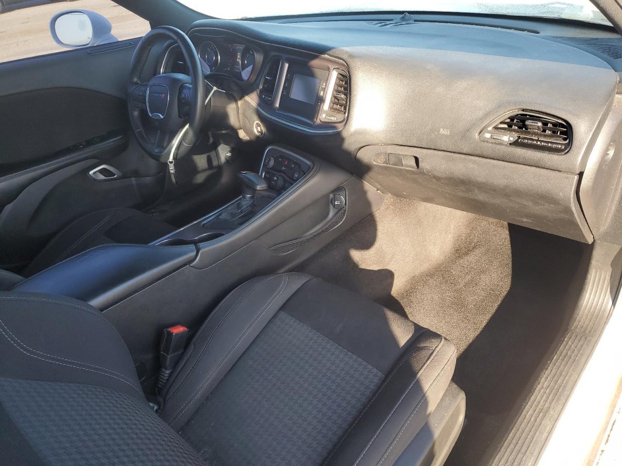 2015 Dodge Challenger Sxt VIN: 2C3CDZAG8FH706949 Lot: 93823885