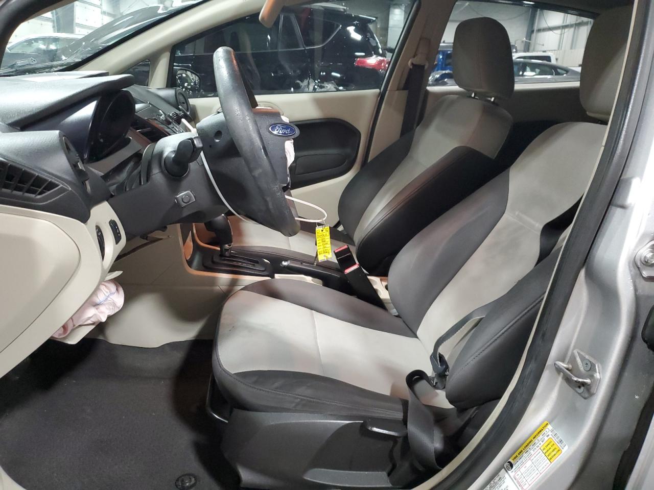 2011 Ford Fiesta S VIN: 3FADP4AJ5BM154236 Lot: 92202405