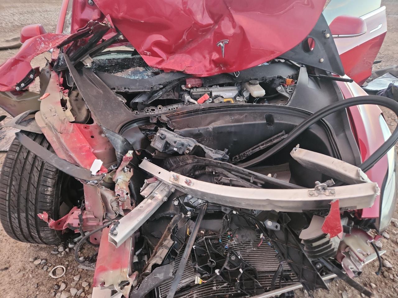 2018 Tesla Model 3 VIN: 5YJ3E1EB5JF088142 Lot: 93123855