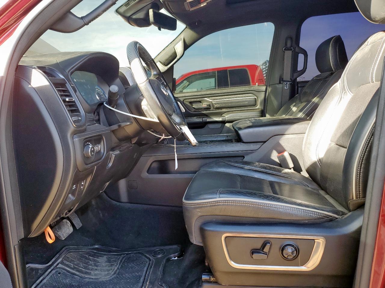 2021 Ram 1500 Limited VIN: 1C6SRFHT1MN592217 Lot: 89895645