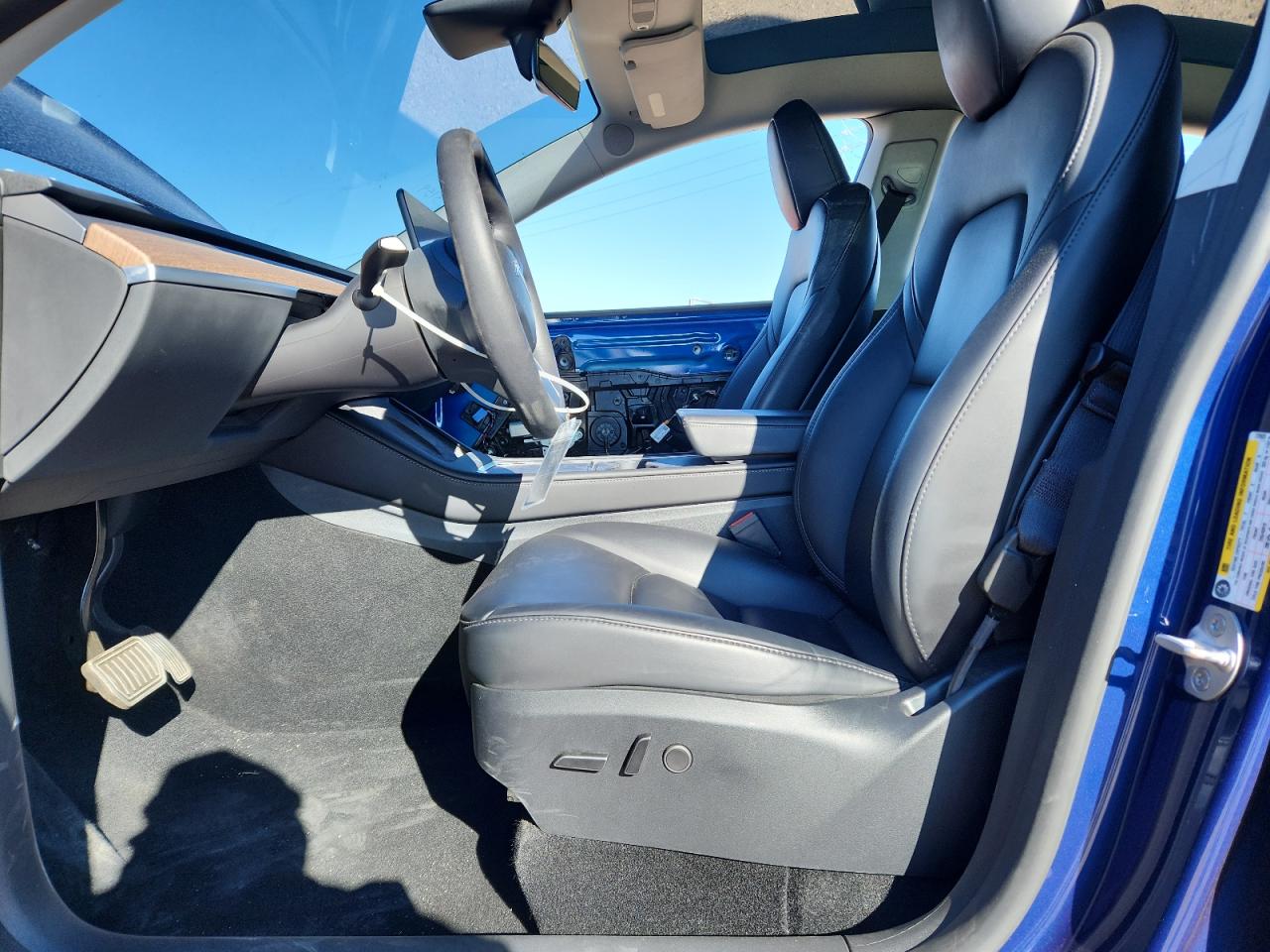 2023 Tesla Model Y VIN: 7SAYGAEE0PF772523 Lot: 93745695