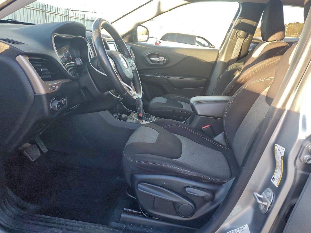 2014 Jeep Cherokee Latitude VIN: 1C4PJMCB3EW224531 Lot: 94262385