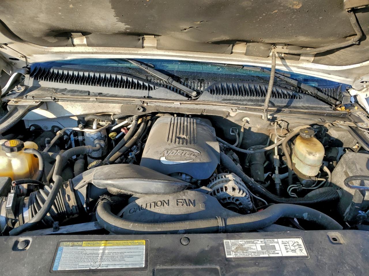 2001 Chevrolet Suburban K2500 VIN: 3GNGK26U71G195663 Lot: 93839025