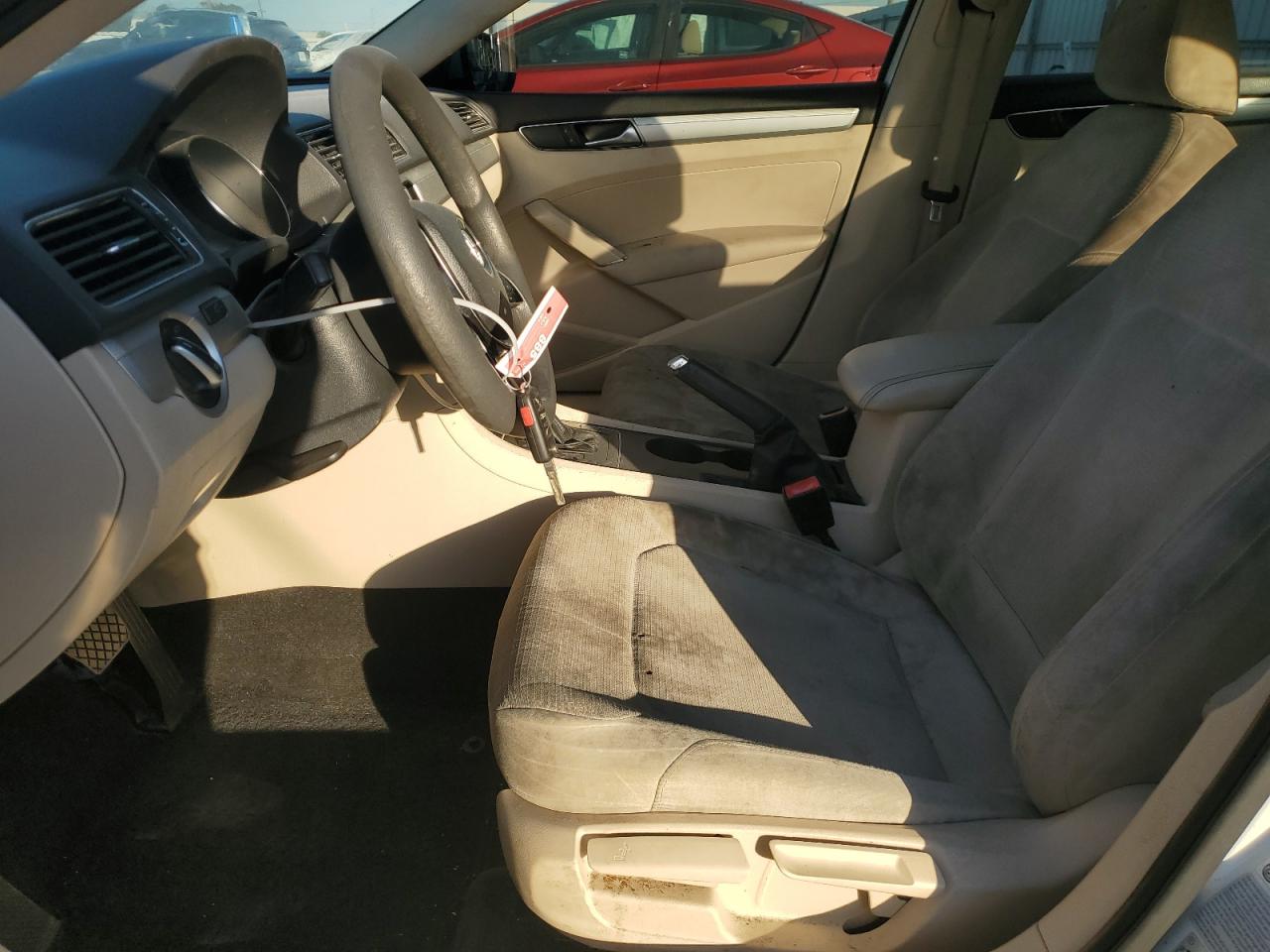 2017 Volkswagen Passat S VIN: 1VWAT7A39HC053235 Lot: 92647045