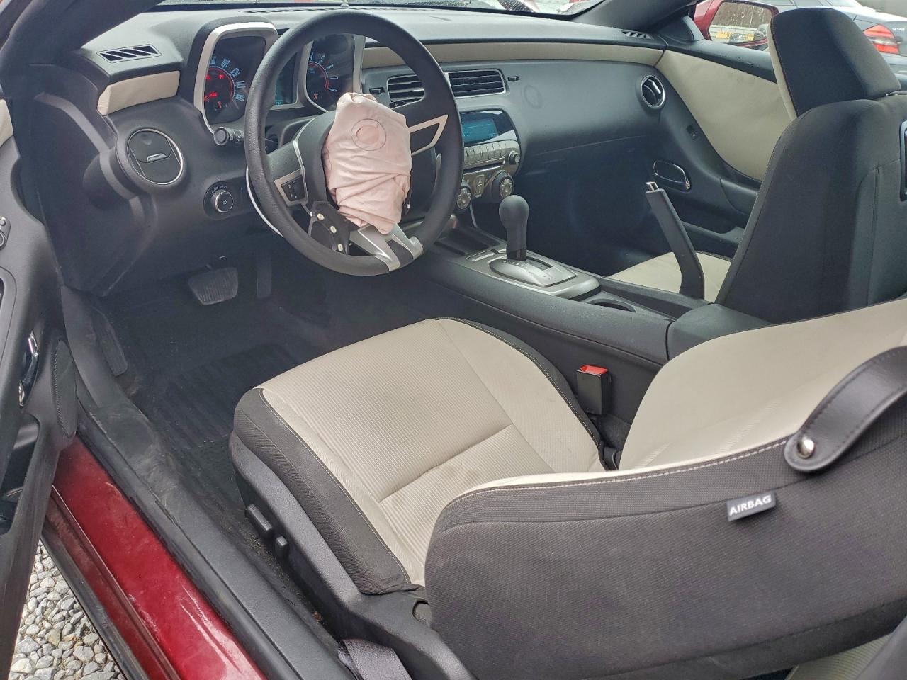 2010 Chevrolet Camaro Lt VIN: 2G1FB1EV0A9120878 Lot: 93923525