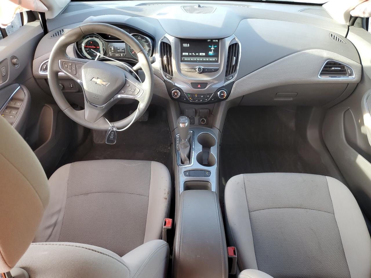 2018 Chevrolet Cruze Lt VIN: 3G1BE6SM2JS651954 Lot: 92527245