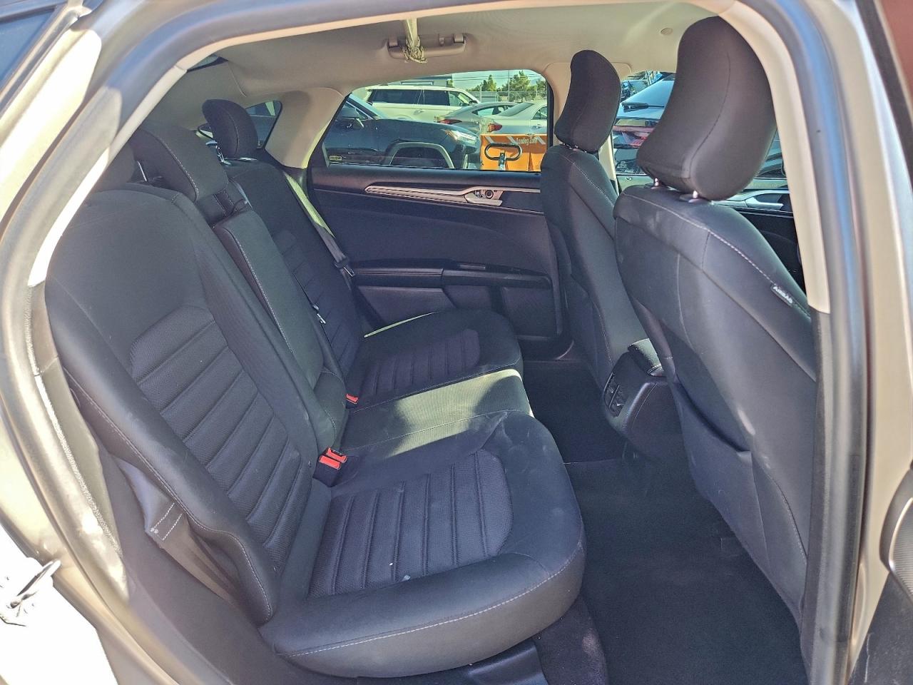 2017 Ford Fusion Se Hybrid VIN: 3FA6P0LU5HR354943 Lot: 94301175