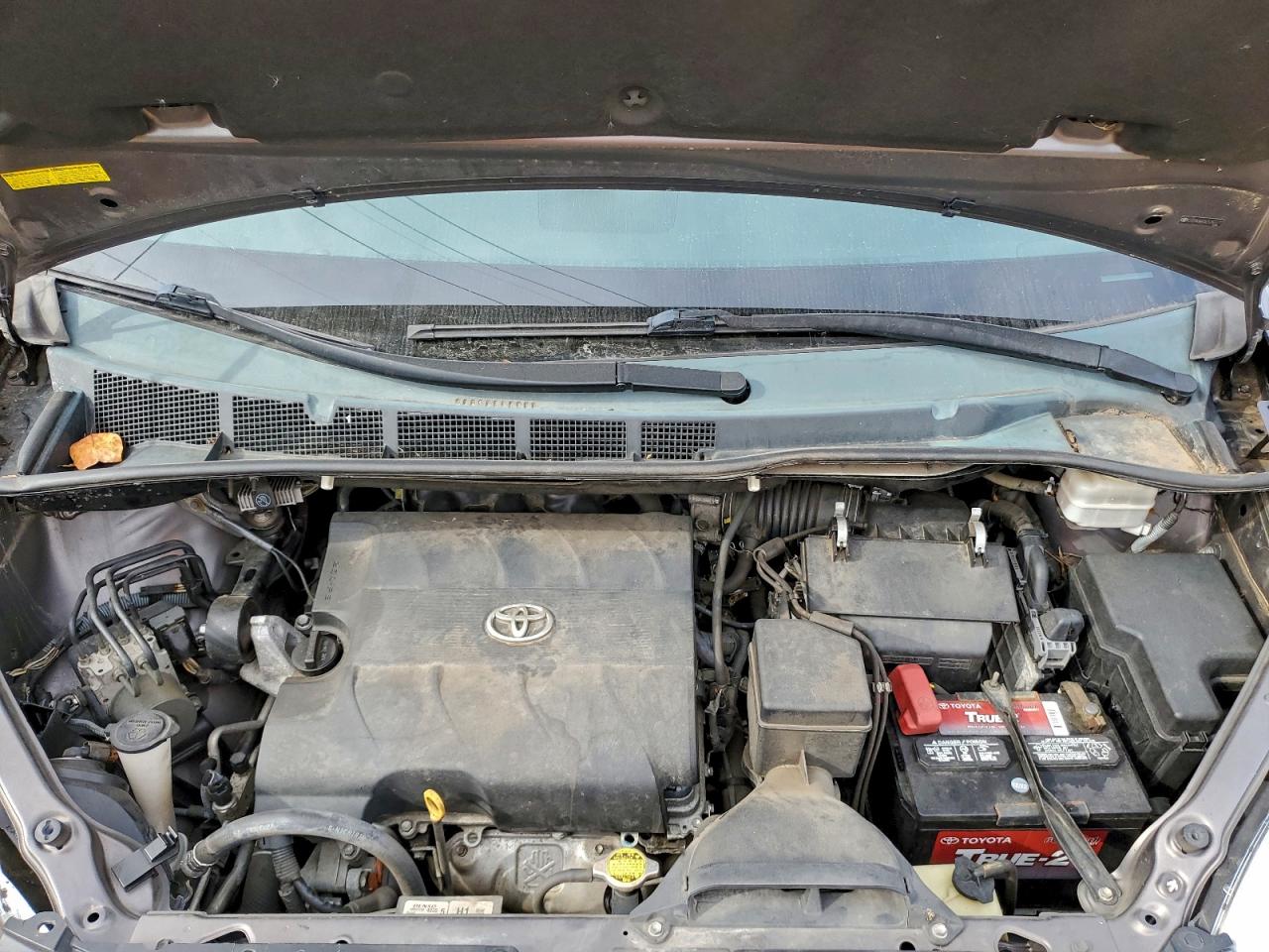 2012 Toyota Sienna Xle VIN: 5TDYK3DC5CS255778 Lot: 94214015