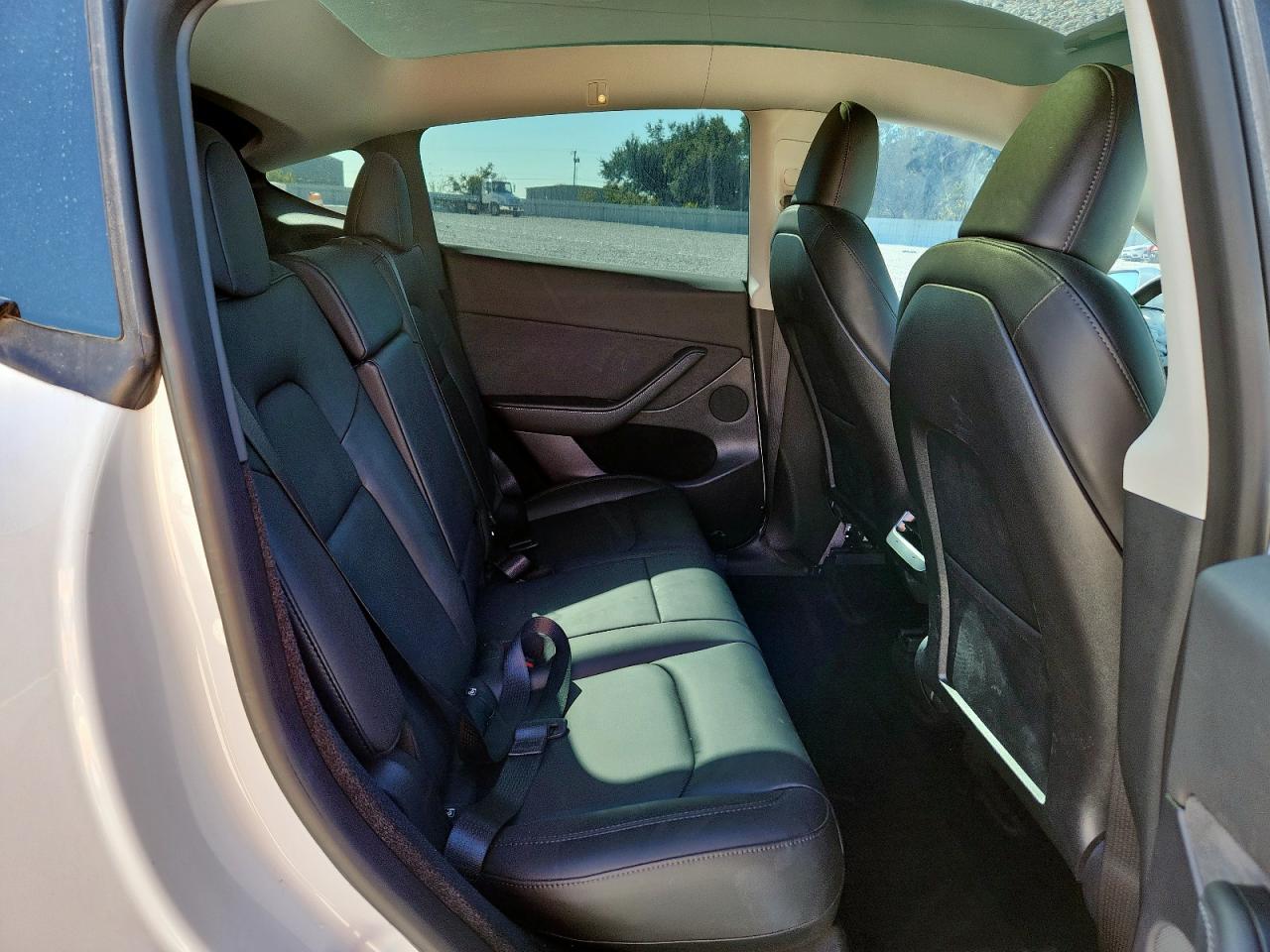 2023 Tesla Model Y VIN: 7SAYGDEEXPA062592 Lot: 91717395