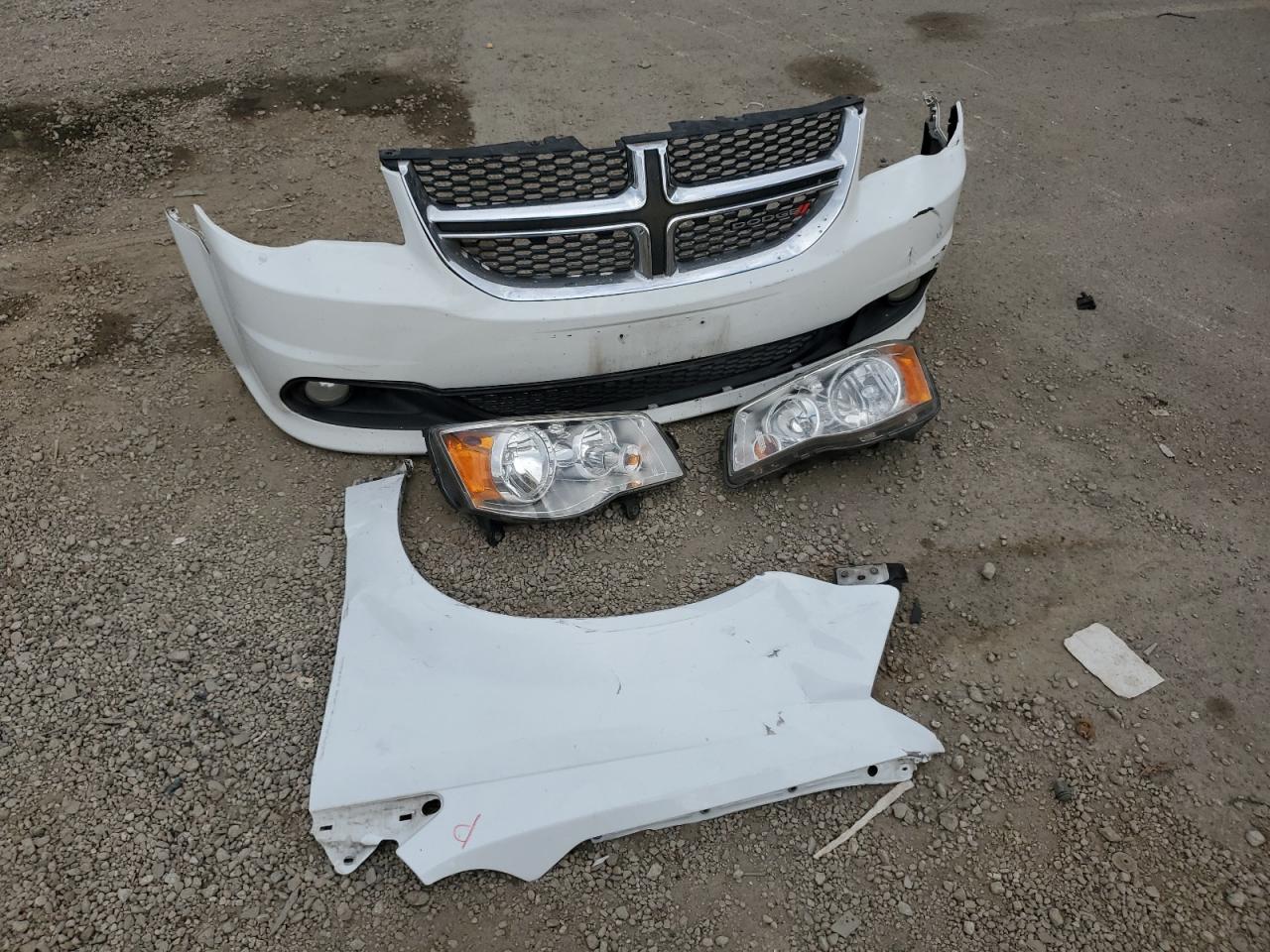 2018 Dodge Grand Caravan Sxt VIN: 2C4RDGCG8JR250042 Lot: 93047525