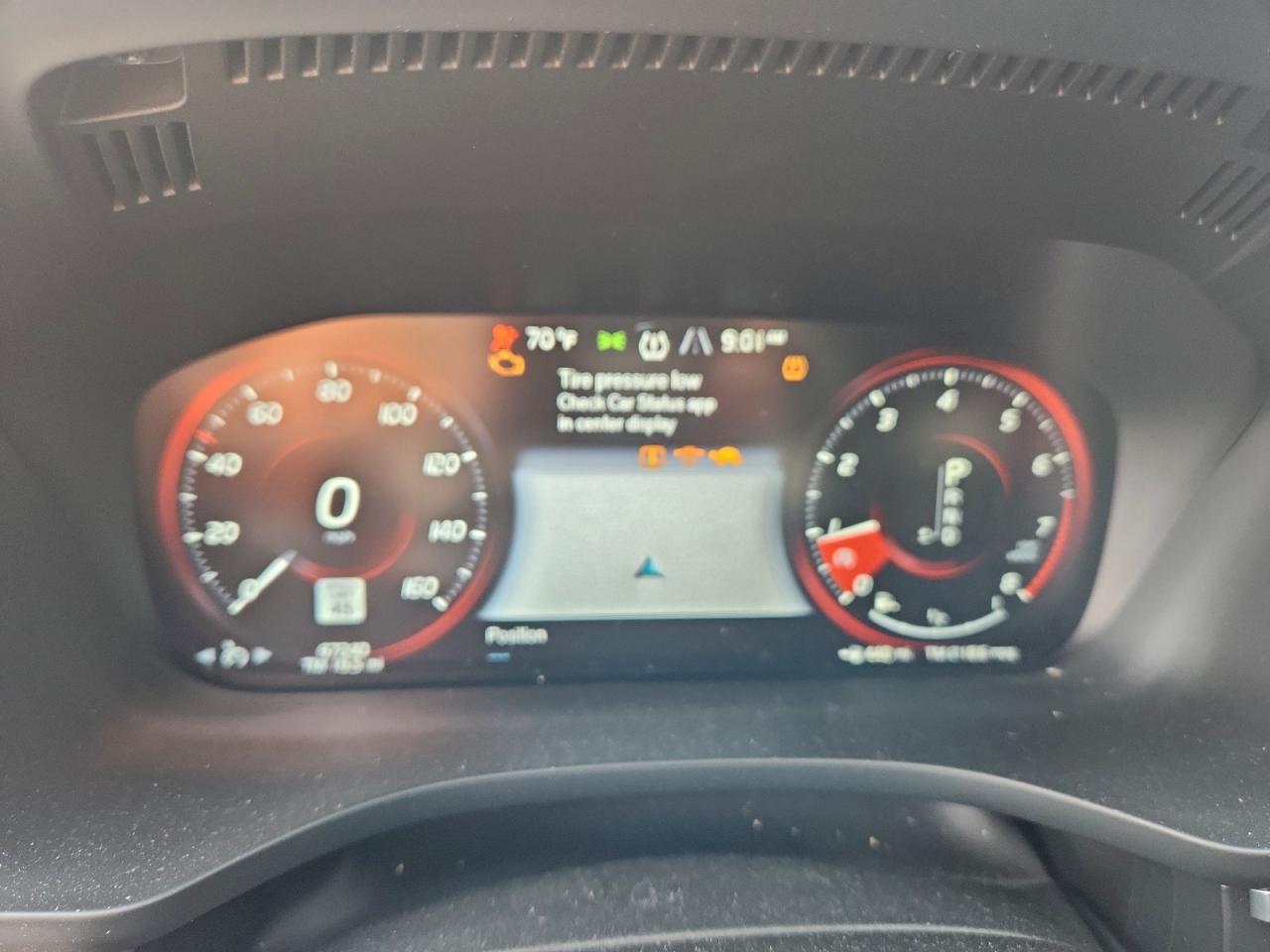 2019 Volvo Xc60 T5 R-Design VIN: LYV102RM9KB296793 Lot: 94336715