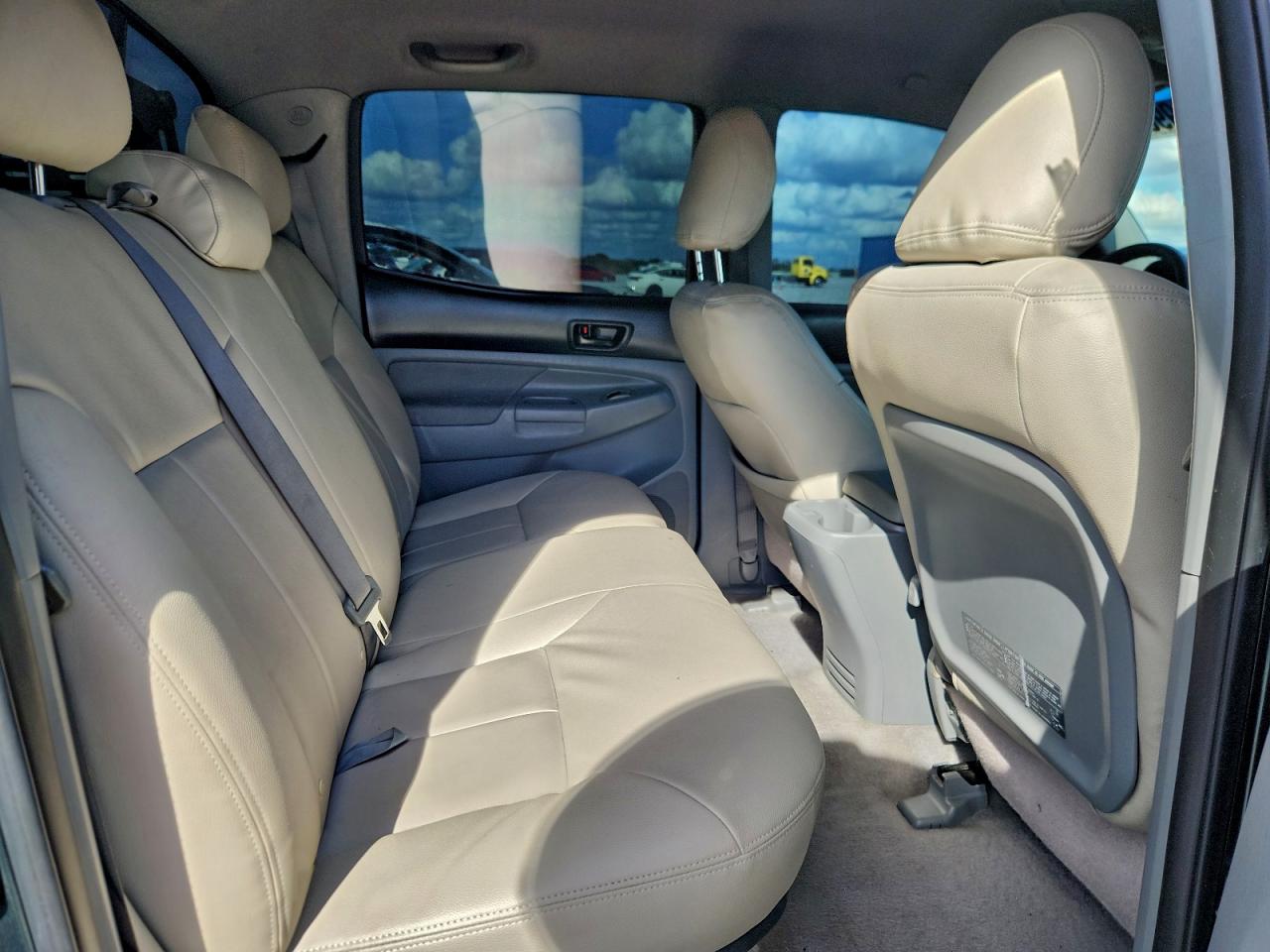 2011 Toyota Tacoma Double Cab Prerunner VIN: 3TMJU4GN5BM112777 Lot: 93990475