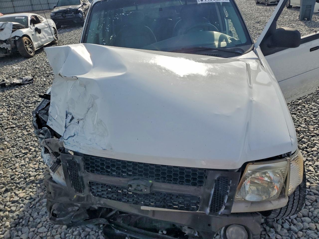 2003 Ford Explorer Sport Trac VIN: 1FMZU67E13UA32366 Lot: 94493695