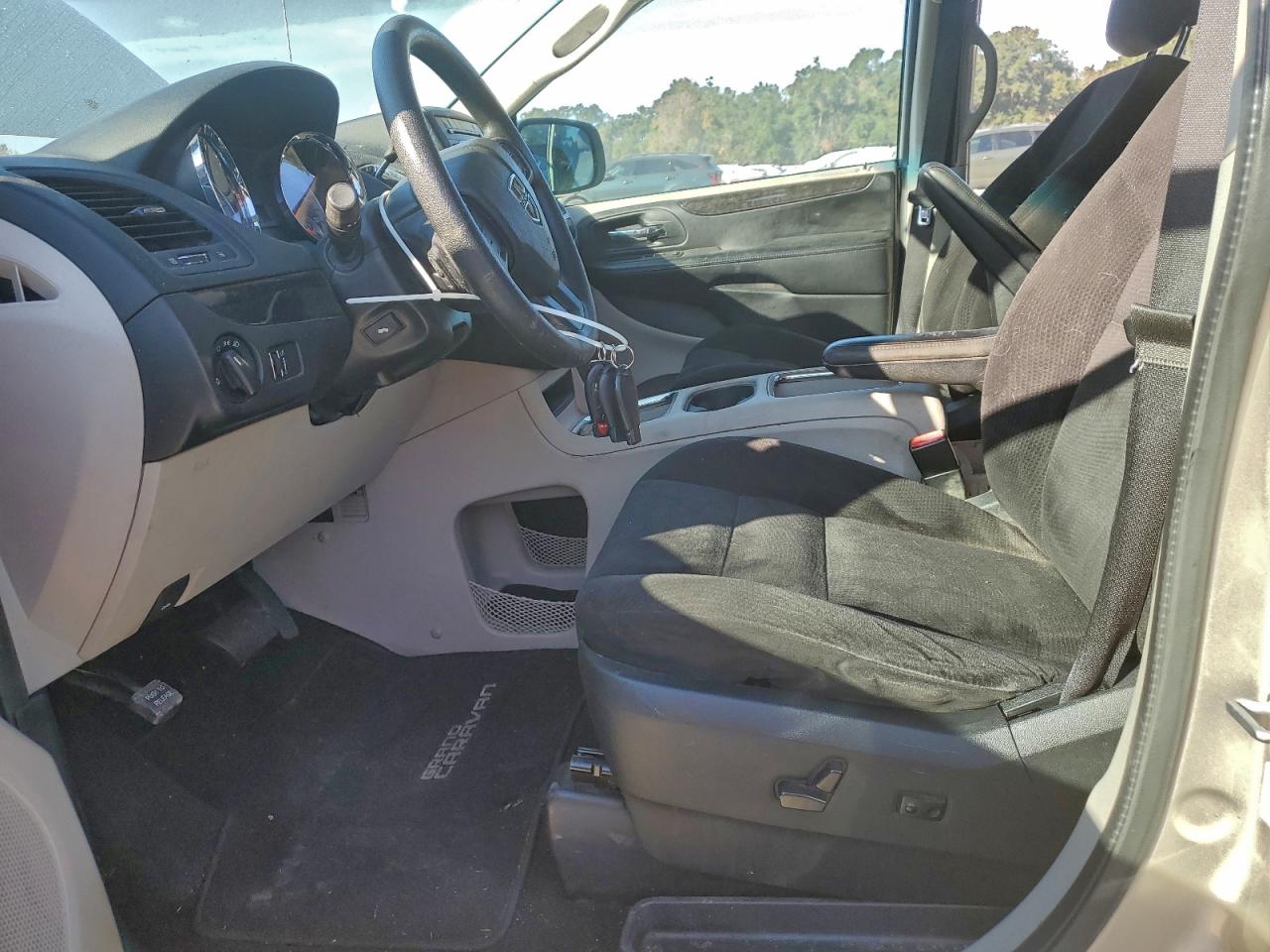 2014 Dodge Grand Caravan Sxt VIN: 2C4RDGCG3ER253324 Lot: 93665065