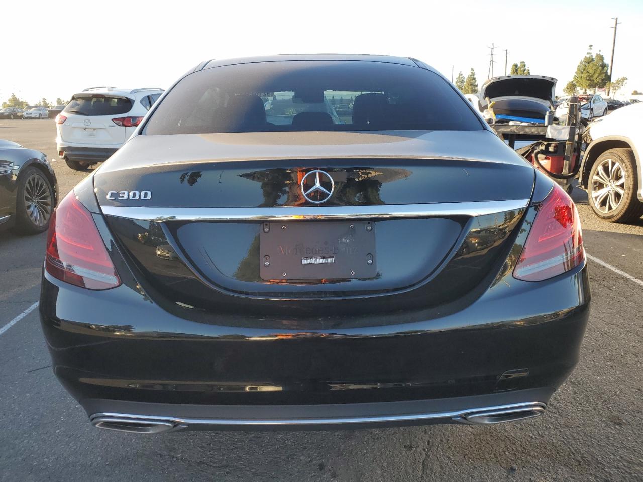 2021 Mercedes-Benz C 300 VIN: W1KWF8DB1MR620611 Lot: 92104185