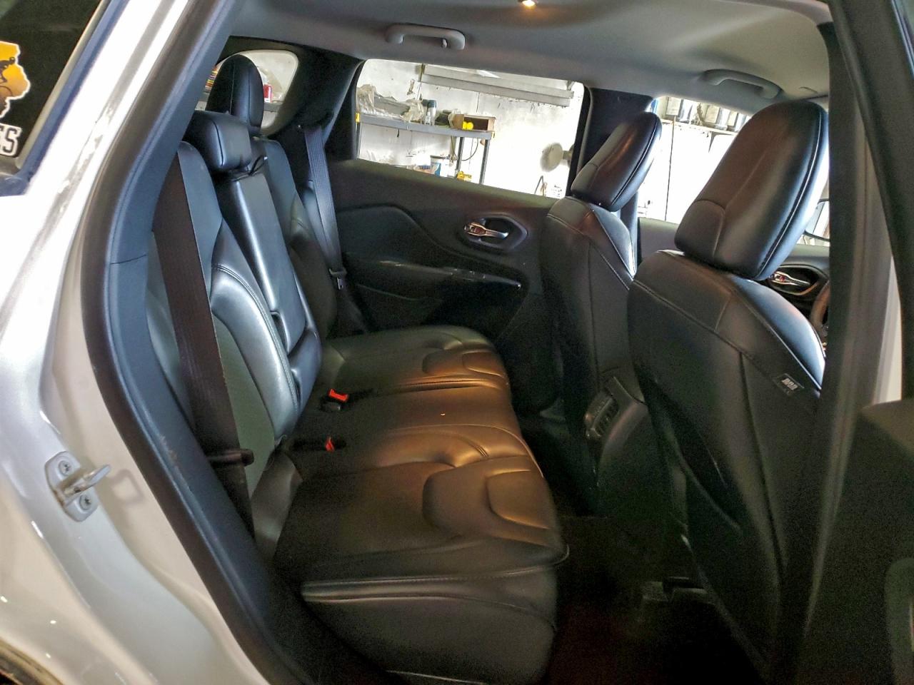 2021 Jeep Cherokee Latitude Plus VIN: 1C4PJMLB6MD236733 Lot: 93760925