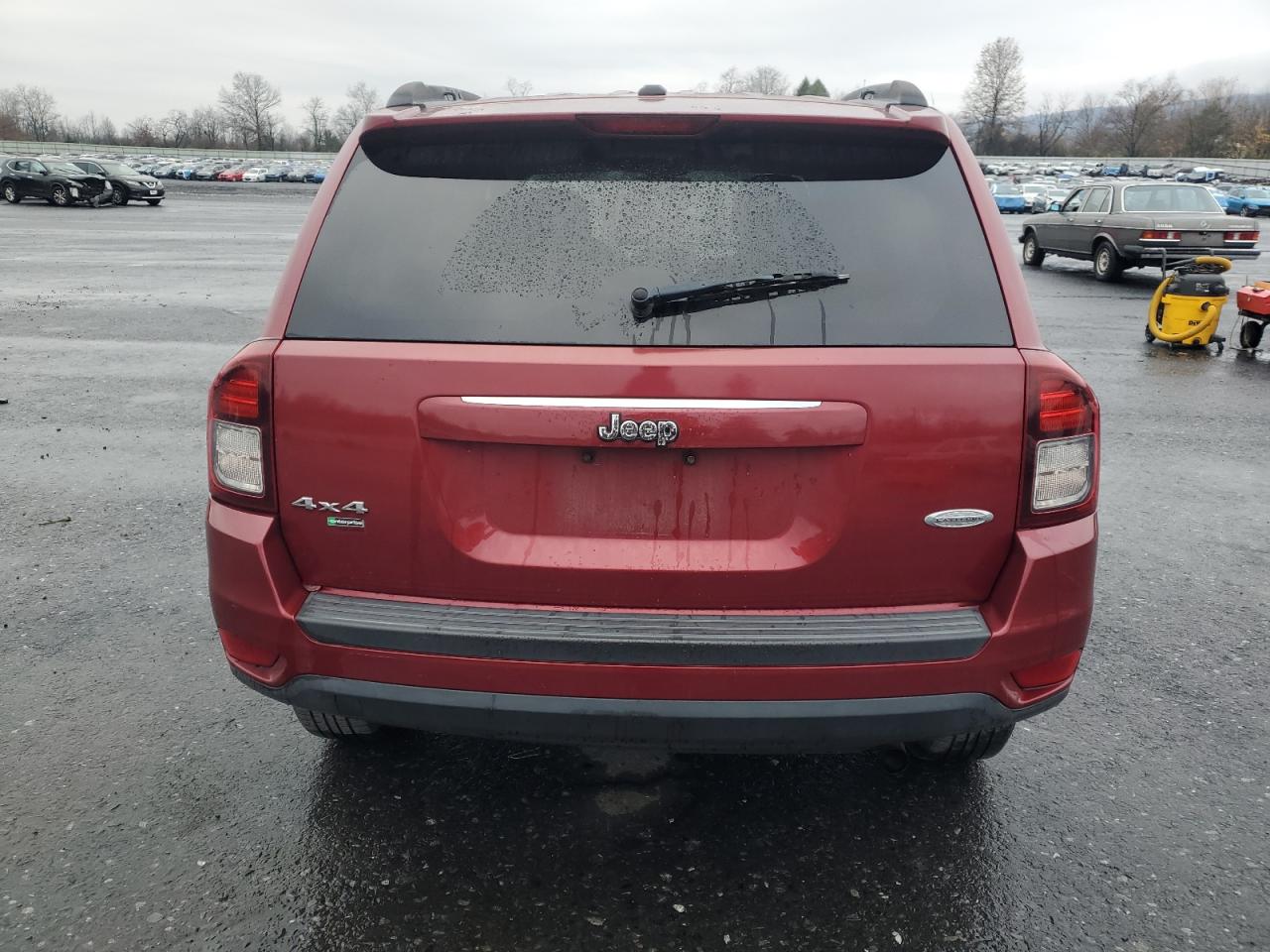 2017 Jeep Compass Latitude VIN: 1C4NJDEB0HD113701 Lot: 93432835