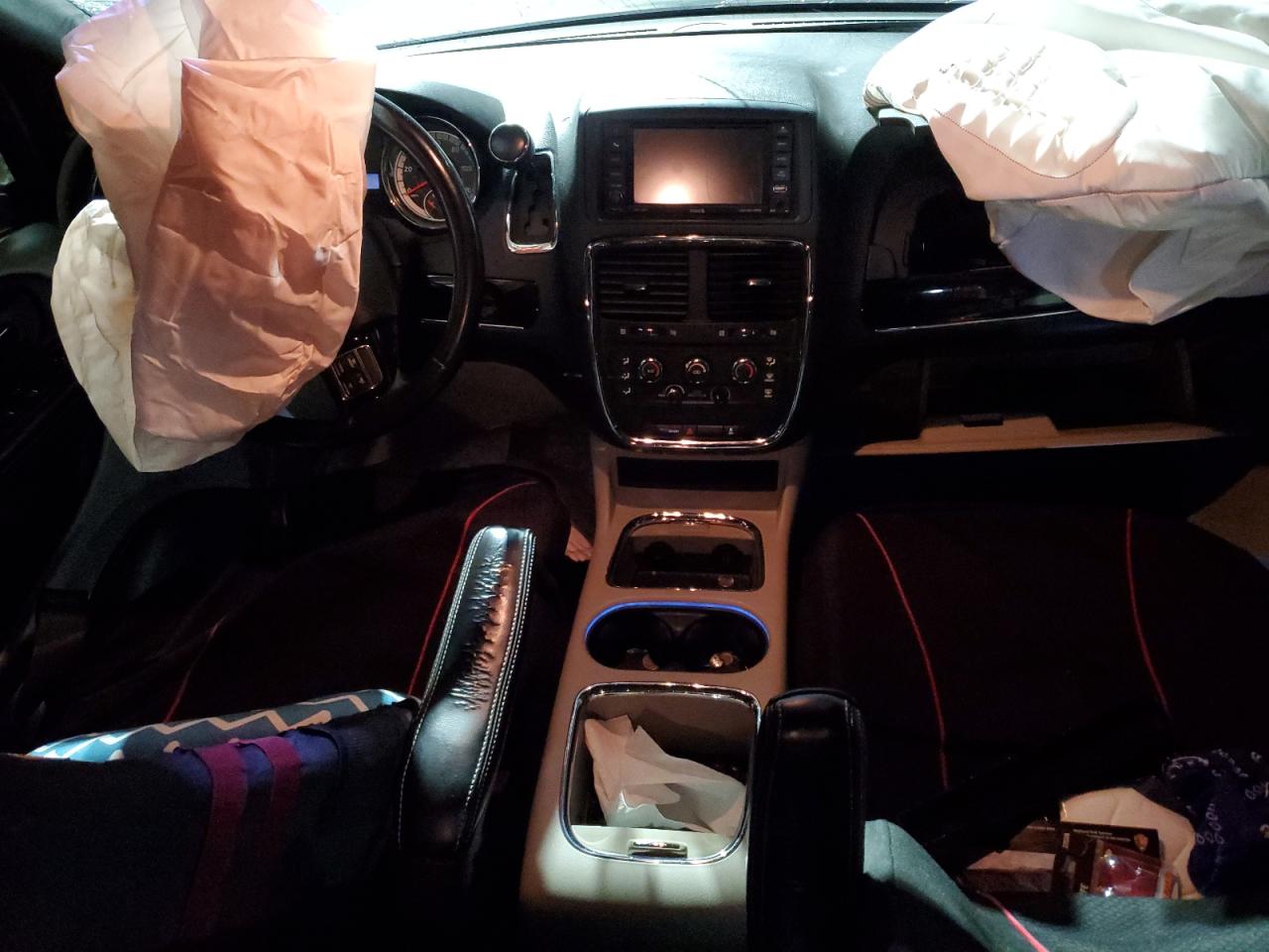 2017 Dodge Grand Cara VIN: 801417 Lot: 93983415