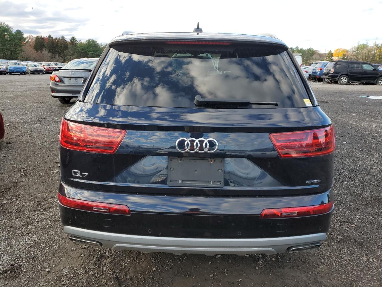 2017 Audi Q7 Premium Plus VIN: WA1LHAF74HD051368 Lot: 90924945