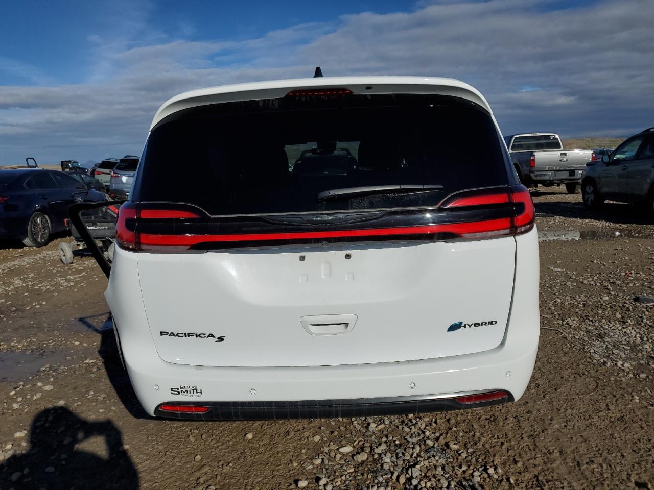 2023 Chrysler Pacifica Hybrid Touring L VIN: 2C4RC1L7XPR622716 Lot: 92873125