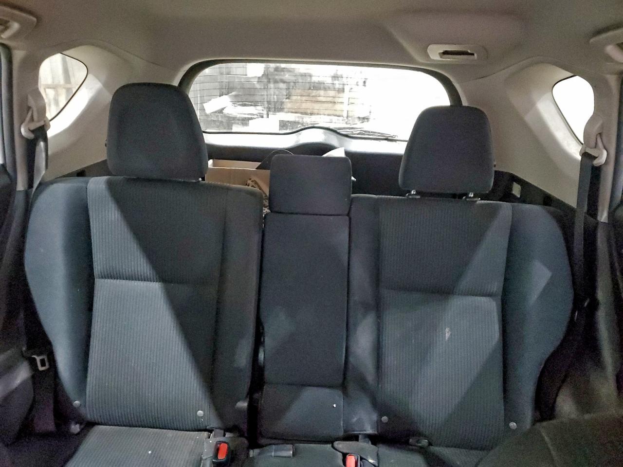 2017 Toyota Rav4 Le VIN: JTMZFREV2HJ703300 Lot: 93673945