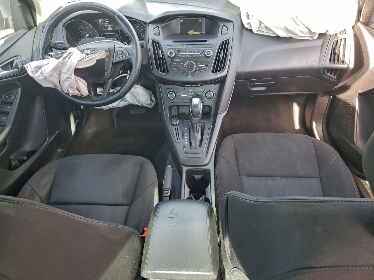 2015 Ford Focus Se VIN: 1FADP3F25FL291888 Lot: 91691845