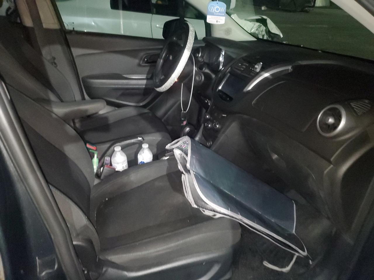 2016 Chevrolet Trax Ls VIN: 261010 Lot: 92762705