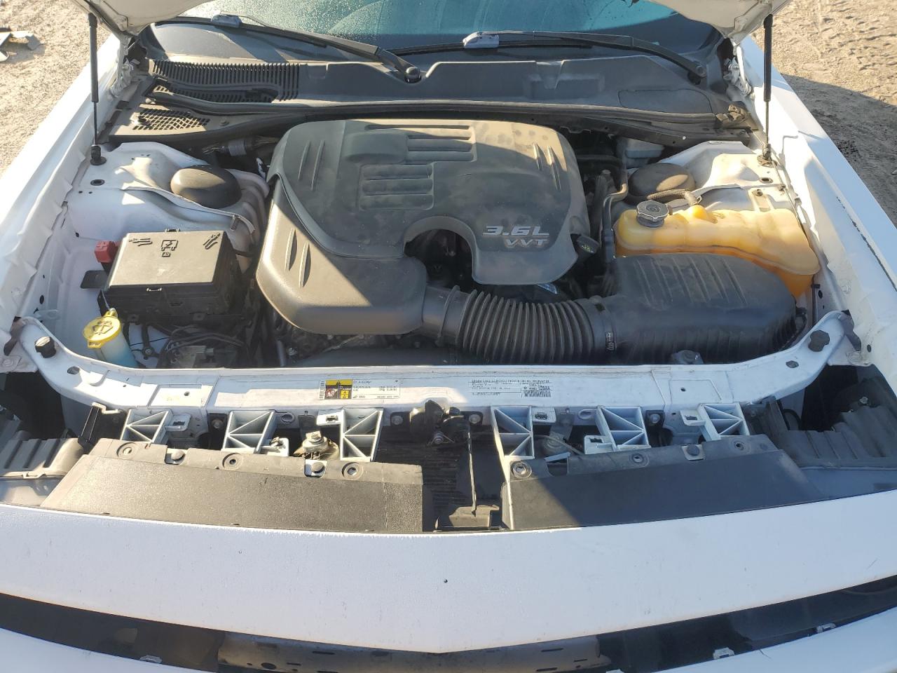 2015 Dodge Challenger Sxt VIN: 2C3CDZAG8FH706949 Lot: 93823885