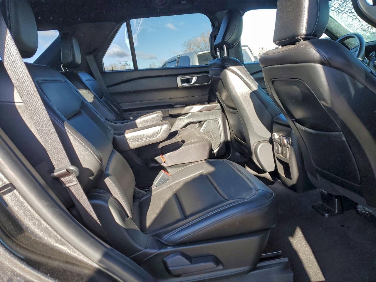 2020 Ford Explorer Xlt VIN: 1FMSK8DH4LGB05567 Lot: 94478765