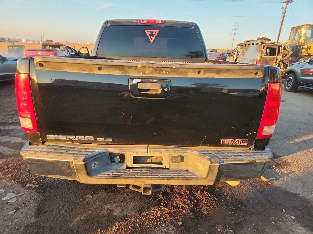 2008 GMC Sierra C1500 VIN: 2GTEC13C381180972 Lot: 71911615