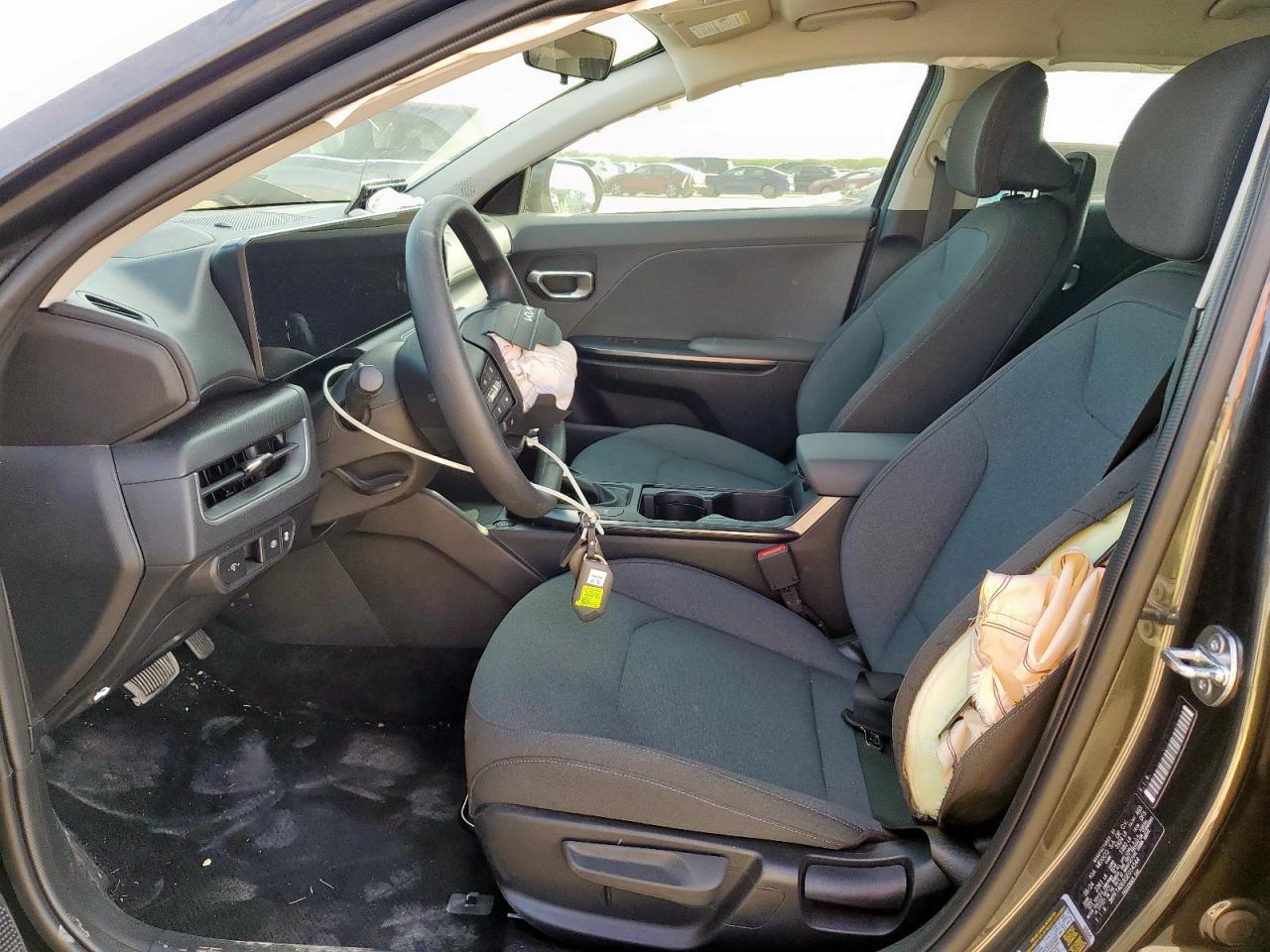 2025 Kia K4 Lx VIN: 3KPFT4DE8SE014544 Lot: 93382735