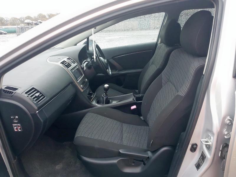 2012 TOYOTA AVENSIS 2.0 D-4D TR NAV 5DR