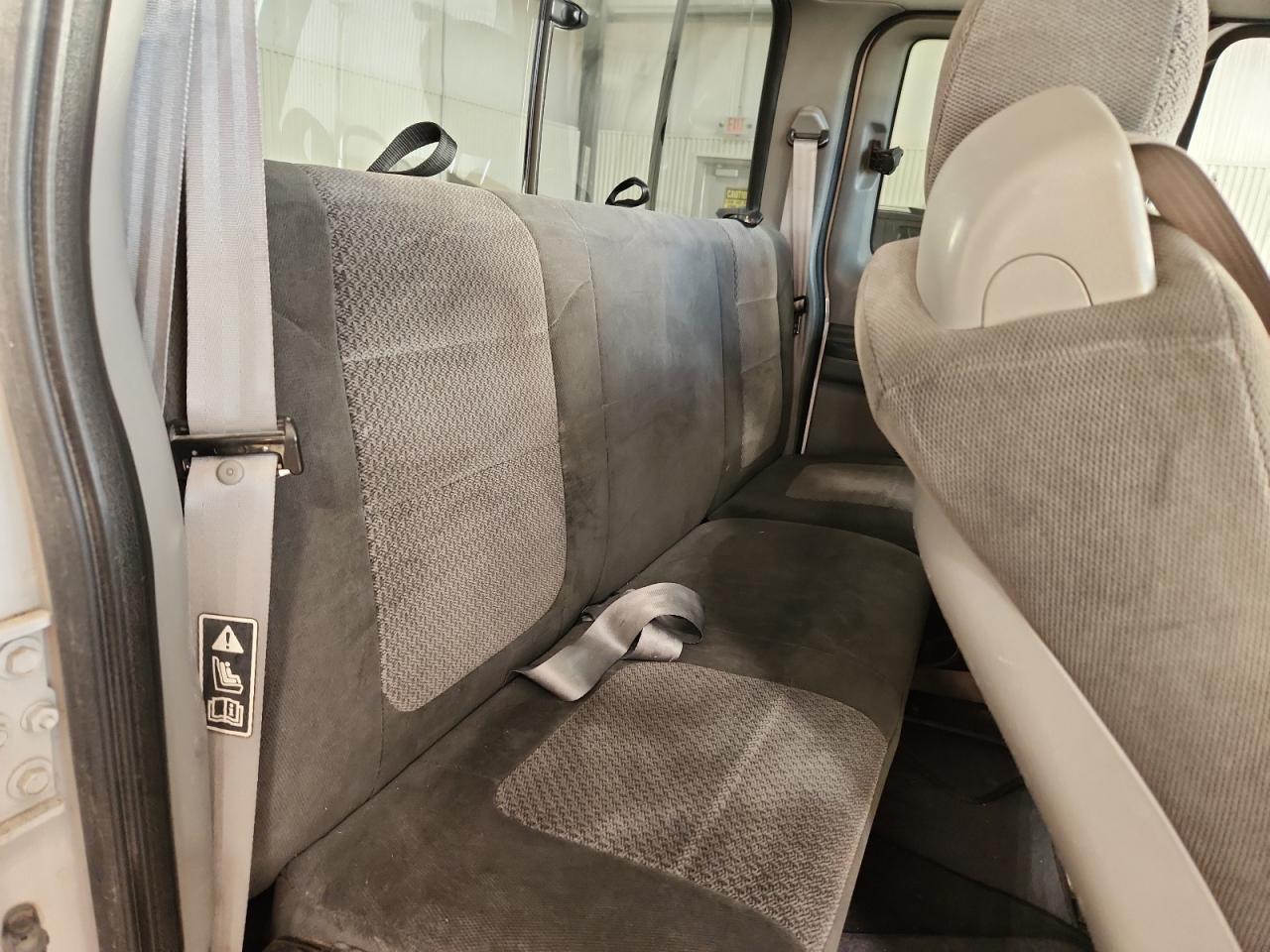 2002 Ford F250 Super Duty VIN: 1FTNX21S22EB47665 Lot: 92836555