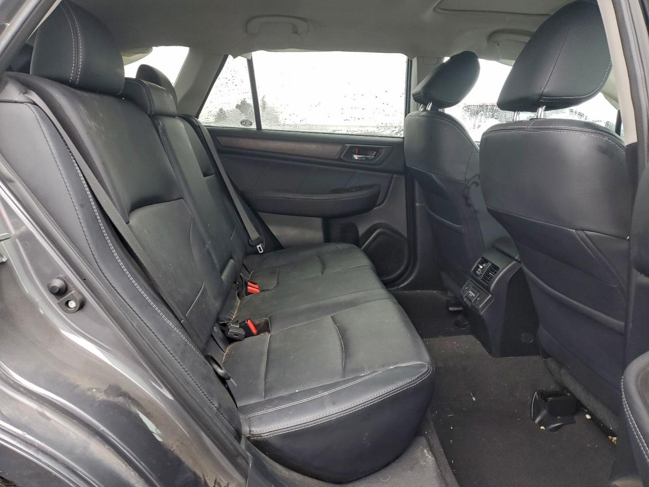 2018 Subaru Outback 2.5I Limited VIN: 4S4BSANC2J3369109 Lot: 93985765