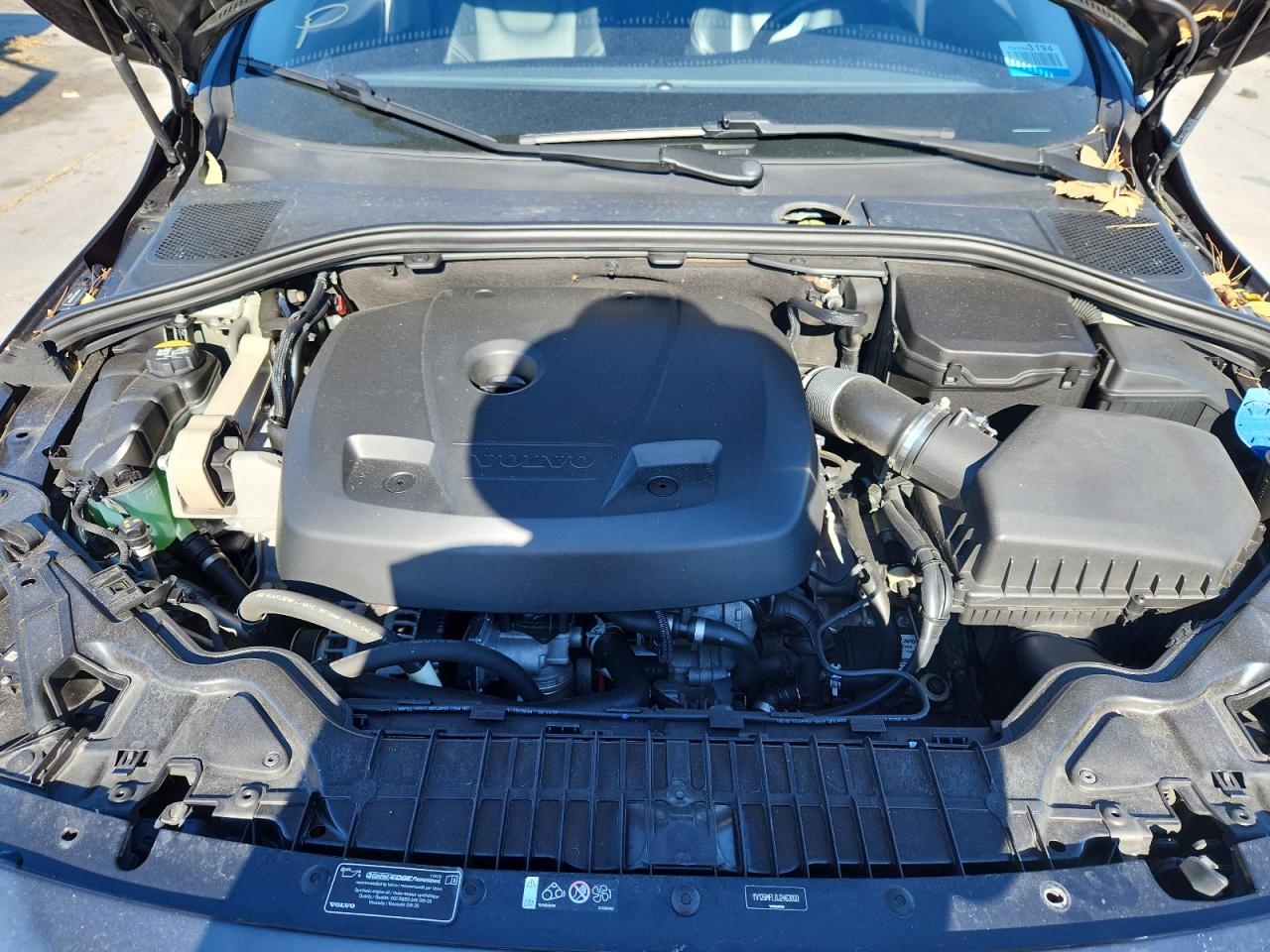 2018 Volvo S60 Dynamic VIN: YV126MFL0J2463000 Lot: 91715515