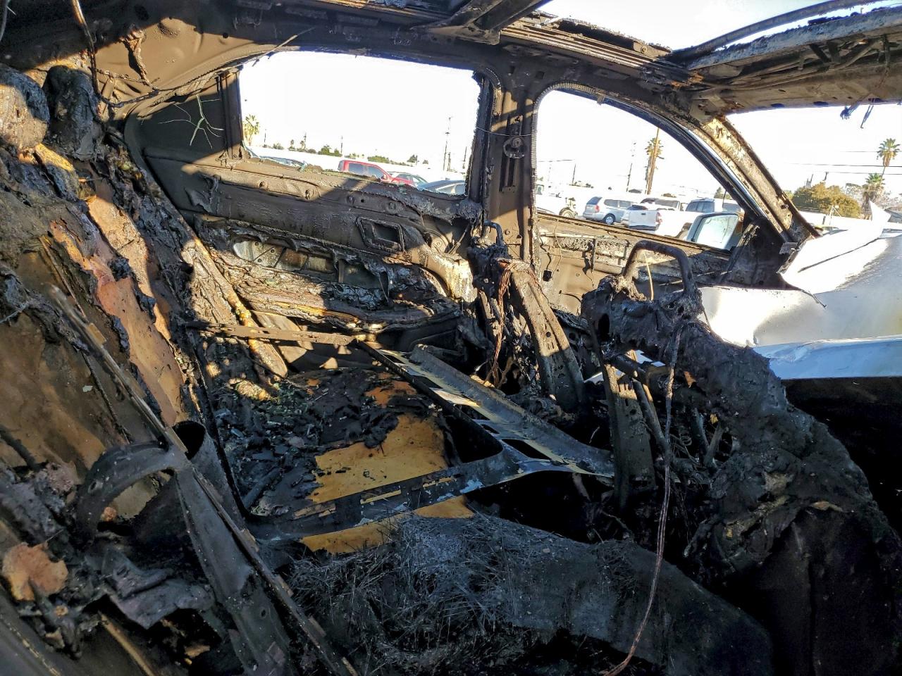 2014 Mercedes-Benz E 350 VIN: WDDHF5KB7EA848106 Lot: 94321085