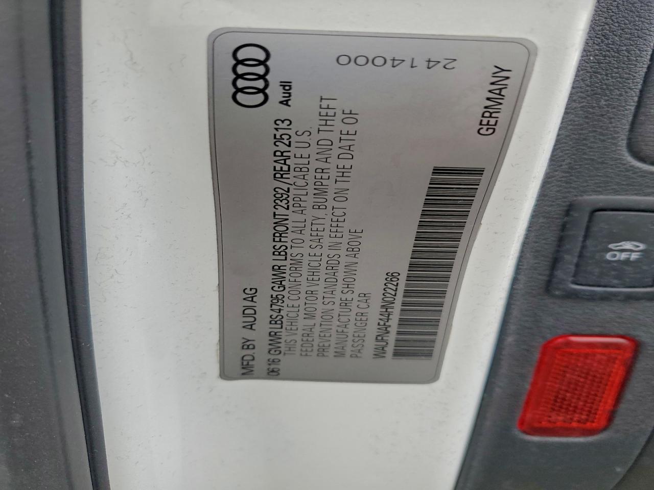 2017 Audi A4 Prestige VIN: WAUFNAF44HN022266 Lot: 93991205