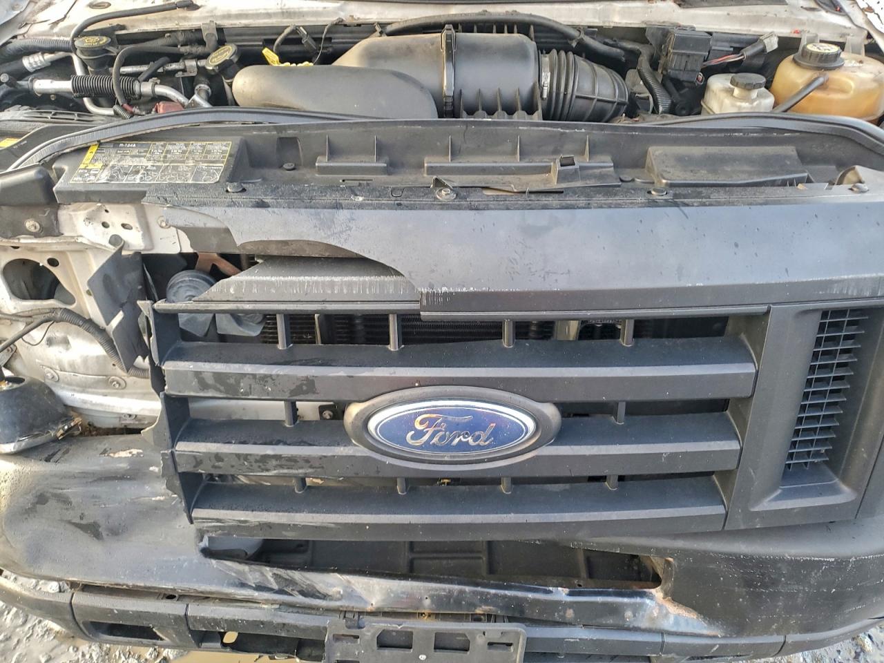 2008 Ford Econoline E350 Super Duty Wagon VIN: 1FBSS31LX8DA73348 Lot: 94748935