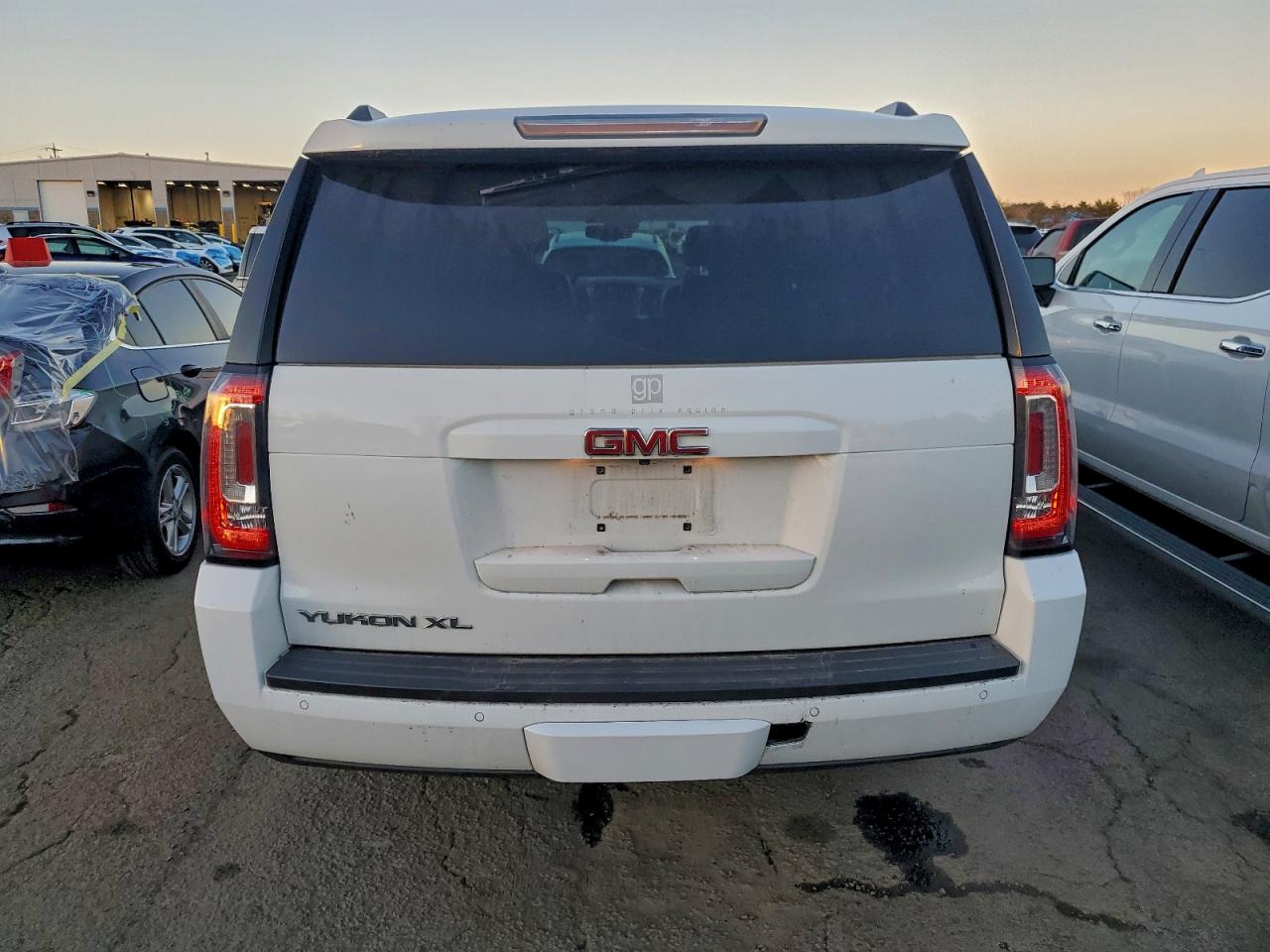 2019 GMC Yukon Xl K1500 Slt VIN: 1GKS2GKC3KR181732 Lot: 93709705