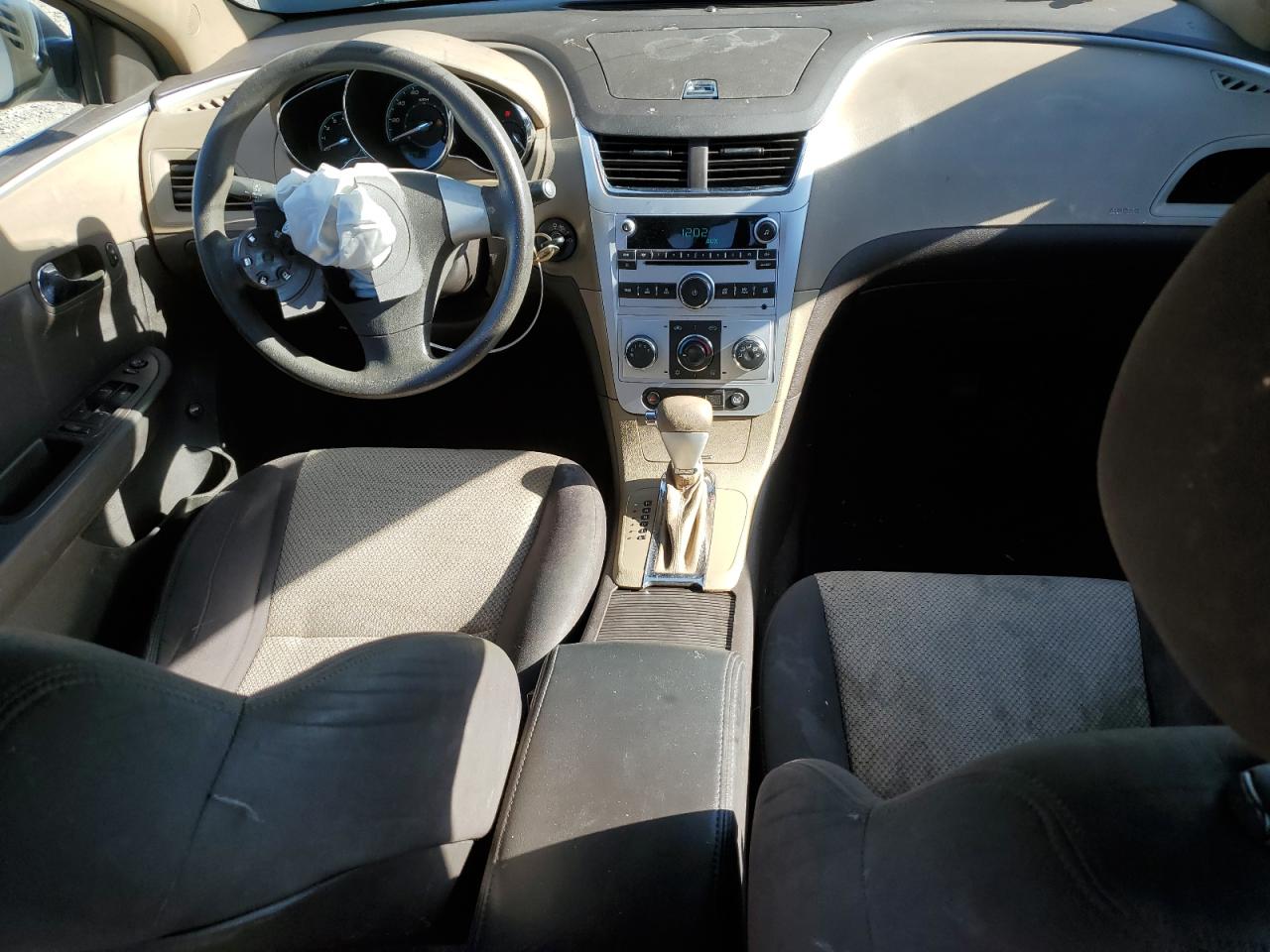 2010 Chevrolet Malibu Ls VIN: 1G1ZA5E03AF111224 Lot: 91698835