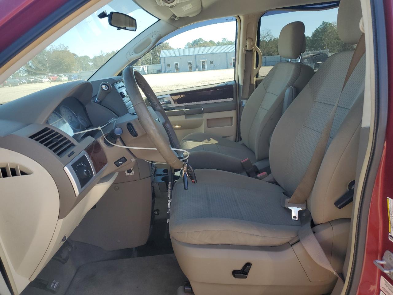 2010 Chrysler Town & Country Touring VIN: 2A4RR5D18AR441227 Lot: 93010285