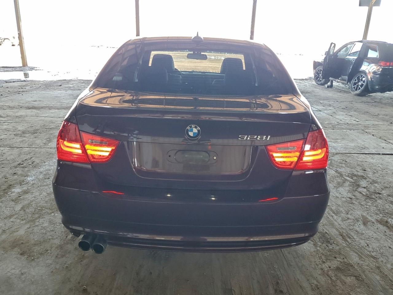 2010 BMW 328 I VIN: WBAPH7G52ANM53152 Lot: 94361375